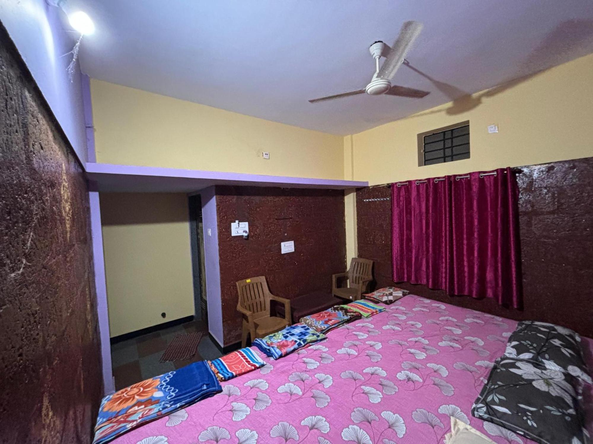 Dandeli Nakadi Home Stay Buitenkant foto