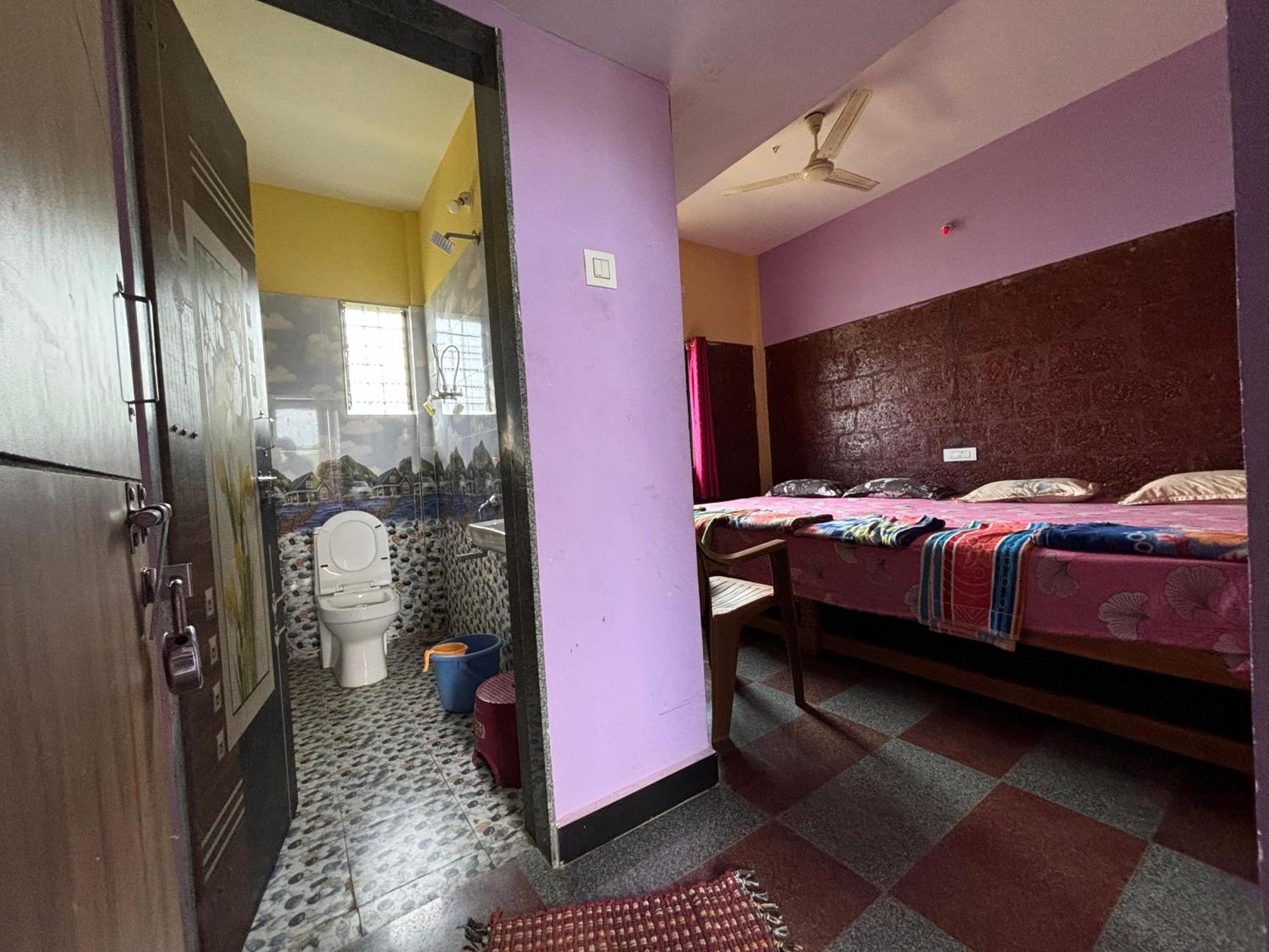 Dandeli Nakadi Home Stay Buitenkant foto